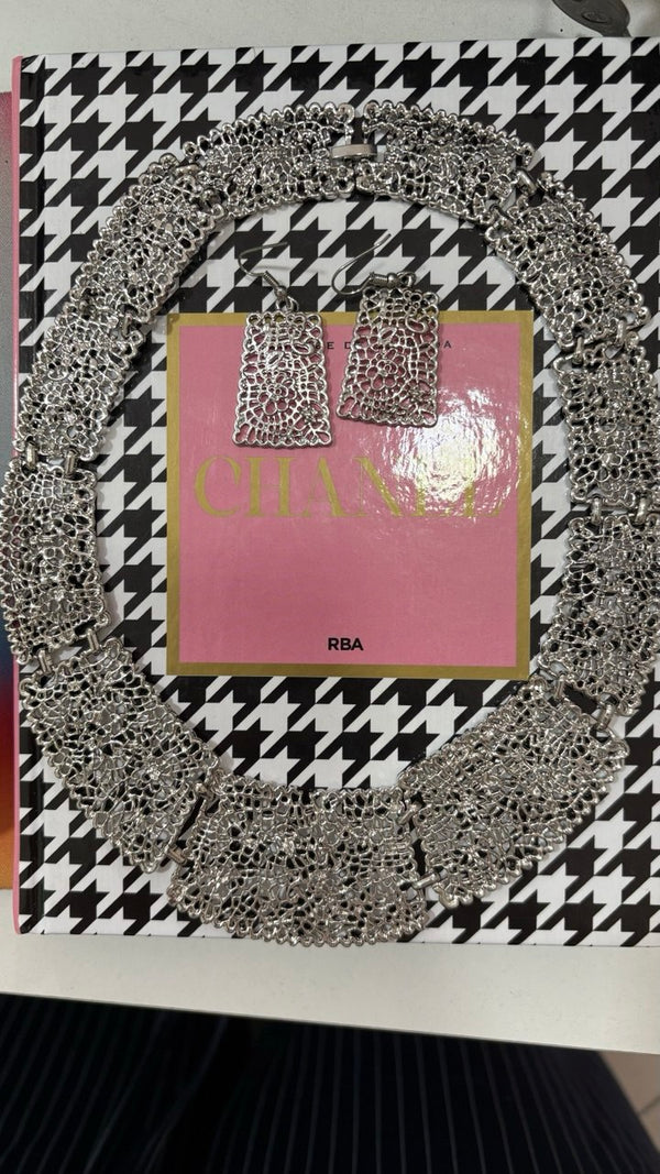 Set Collana e Orecchini